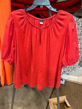 Old Navy Red Puff-Sleeve Peasant Blouse